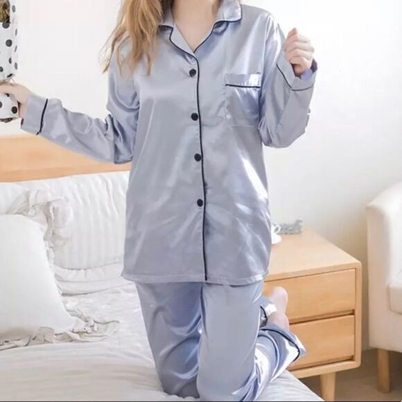 ☀️BOGO! Satin Pajama Set – Delphine by Fleur Cachee – Small Fit, NWT - Picture 1 of 3